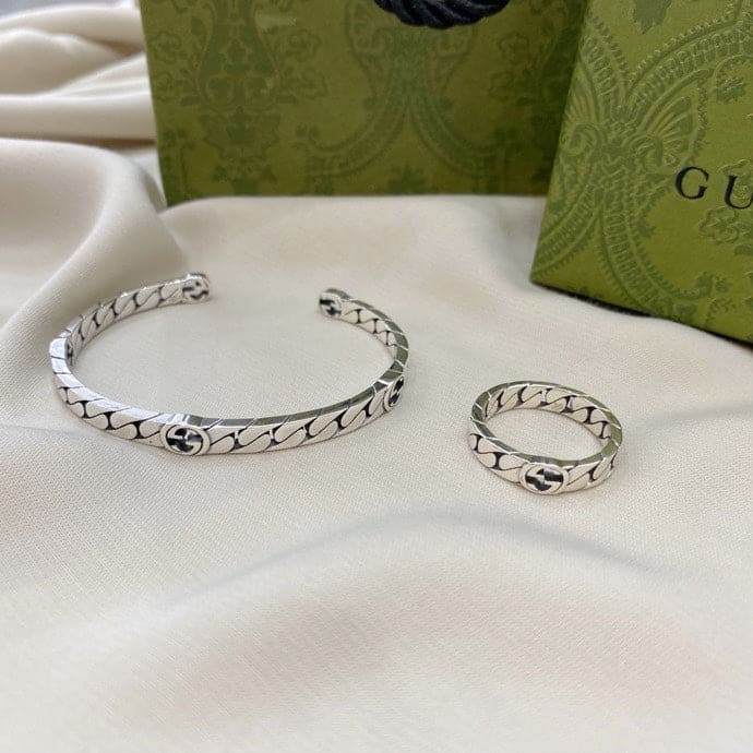 Double Gucci Interlocking Gucci Cuff Bracelet