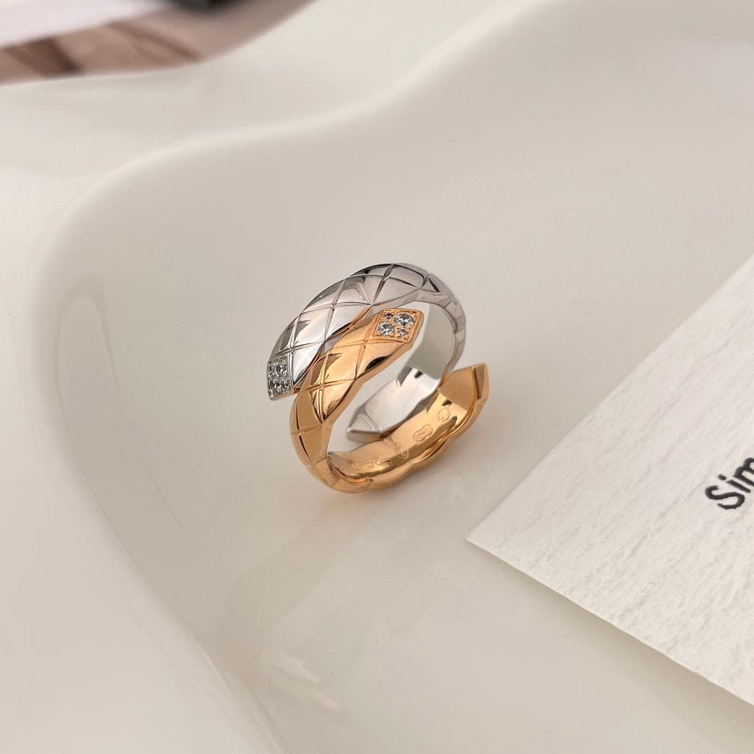 18K  Chanel Coco Crush Toi Et Moi Ring