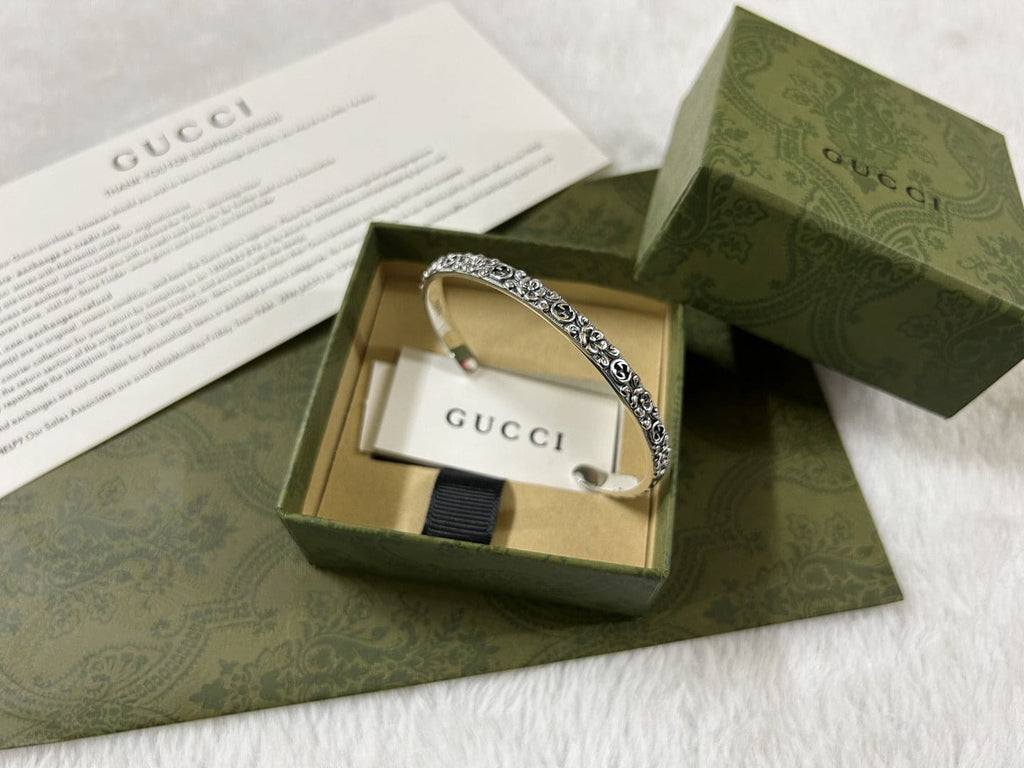 Double Gucci Interlocking Gucci Cuff With Flowers Bracelet