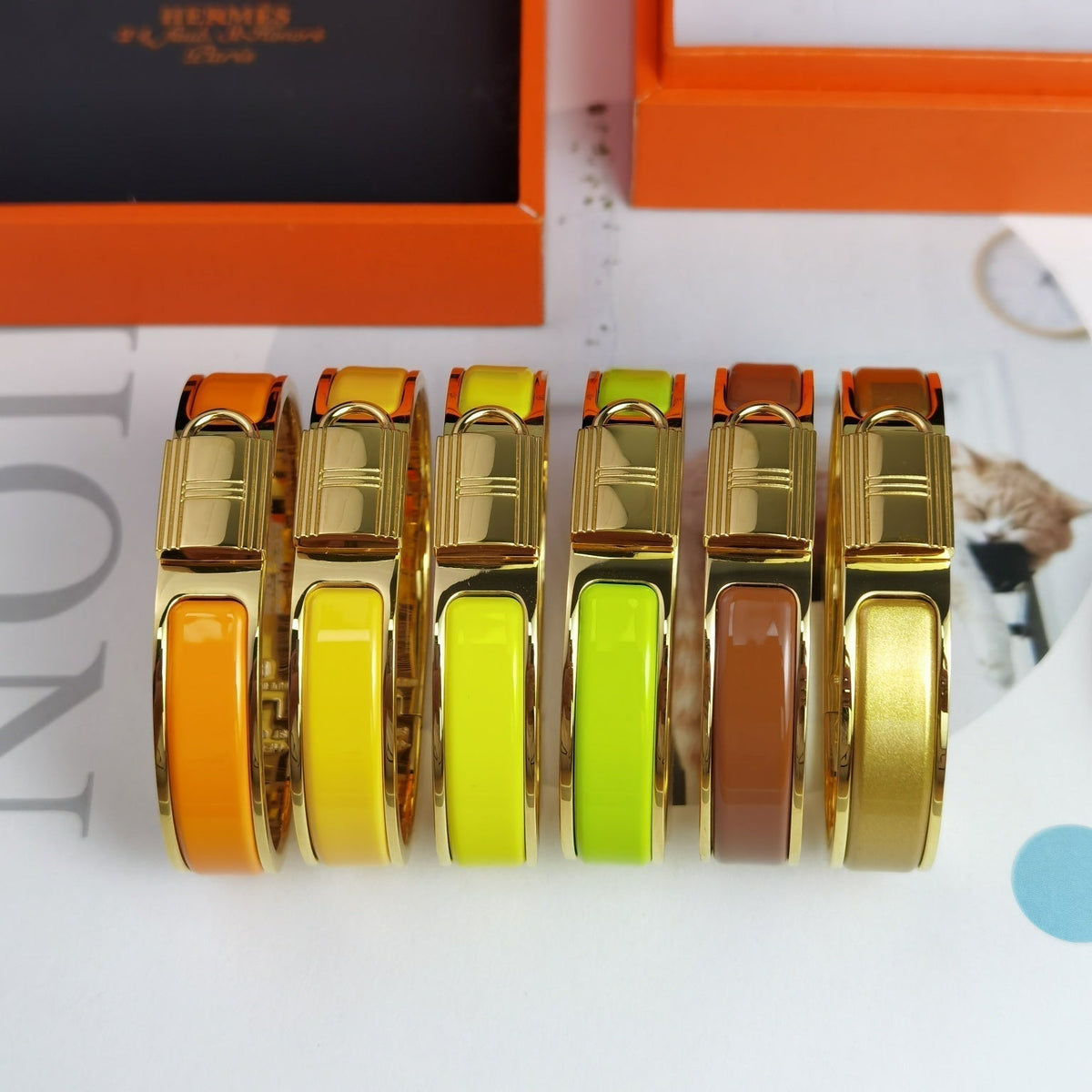 18K Clic Cadenas Yellow Hermes Bracelet