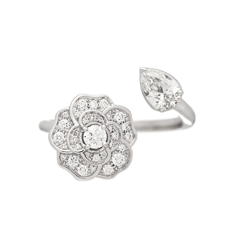 18K  Chanel Diamond Camelia Precieux Ring