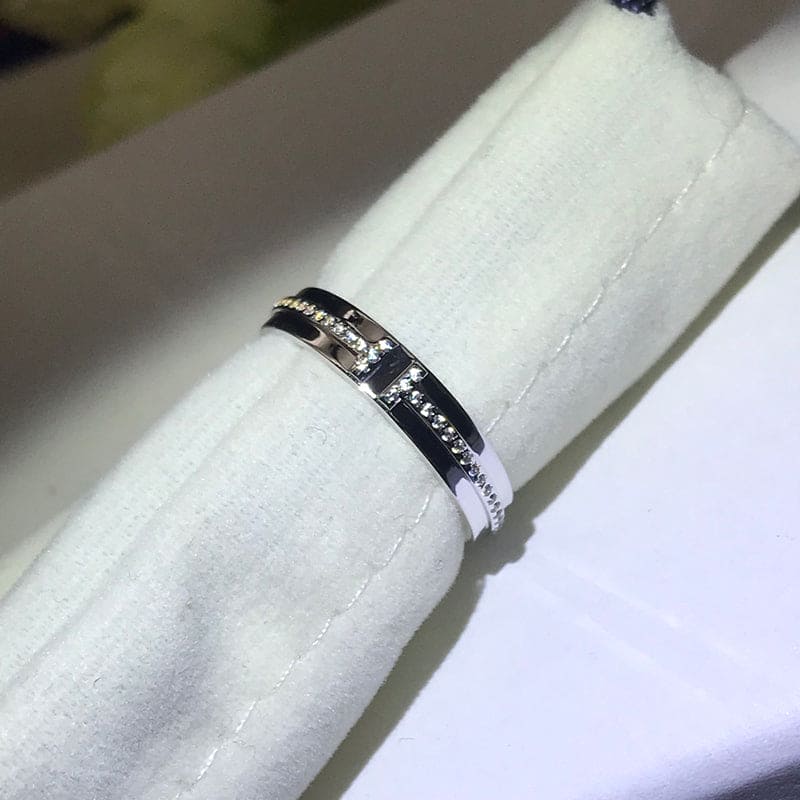 18K White Gold Tiffany Narrow Diamond Ring