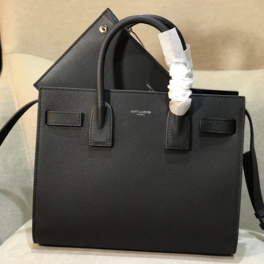 SAC DE 26 HANDBAG BLACK CALFSKIN