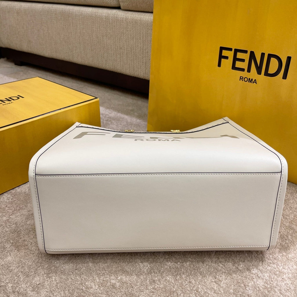 SHINE LARGE 35 TOTE IN WHITE CALFSKIN