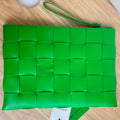 LARGE CASSETTE POUCH 35 IN MALACHITE GREEN CALFSKIN