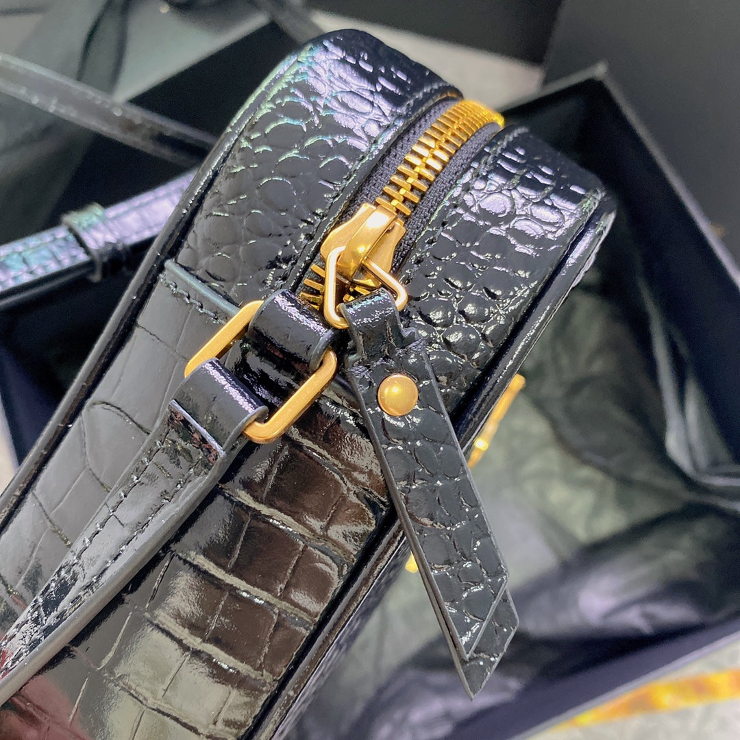 LOU CAMERA BAG 23 IN BLACK CROCODILE PATTERN CALFSKIN GOLD LOGO