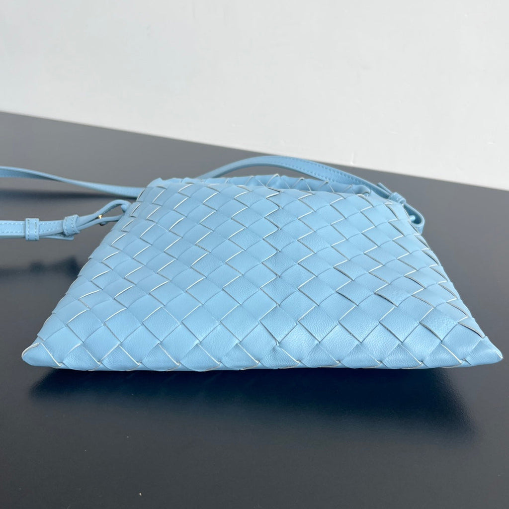 MINI HOP 25 IN SKY BLUE CALFSKIN