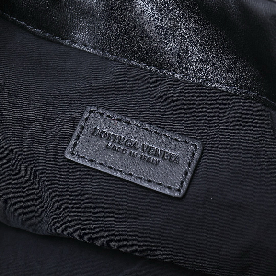 DUSTBAG MEDIUM 32 BLACK LAMBSKIN