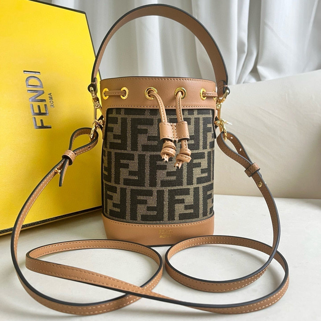MON TRESOR 18 IN BROWN CALFSKIN