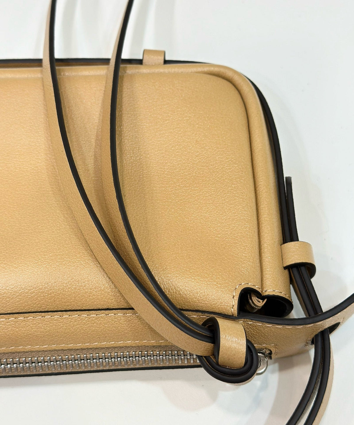 SIMPLY MINI 22 IN LIGHT BROWN GRAINED CALFSKIN