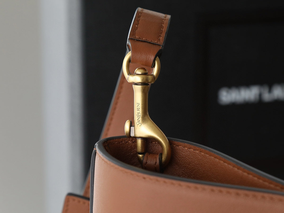 YSL Y BUCKET BAG 30 IN BROWN CALFSKIN