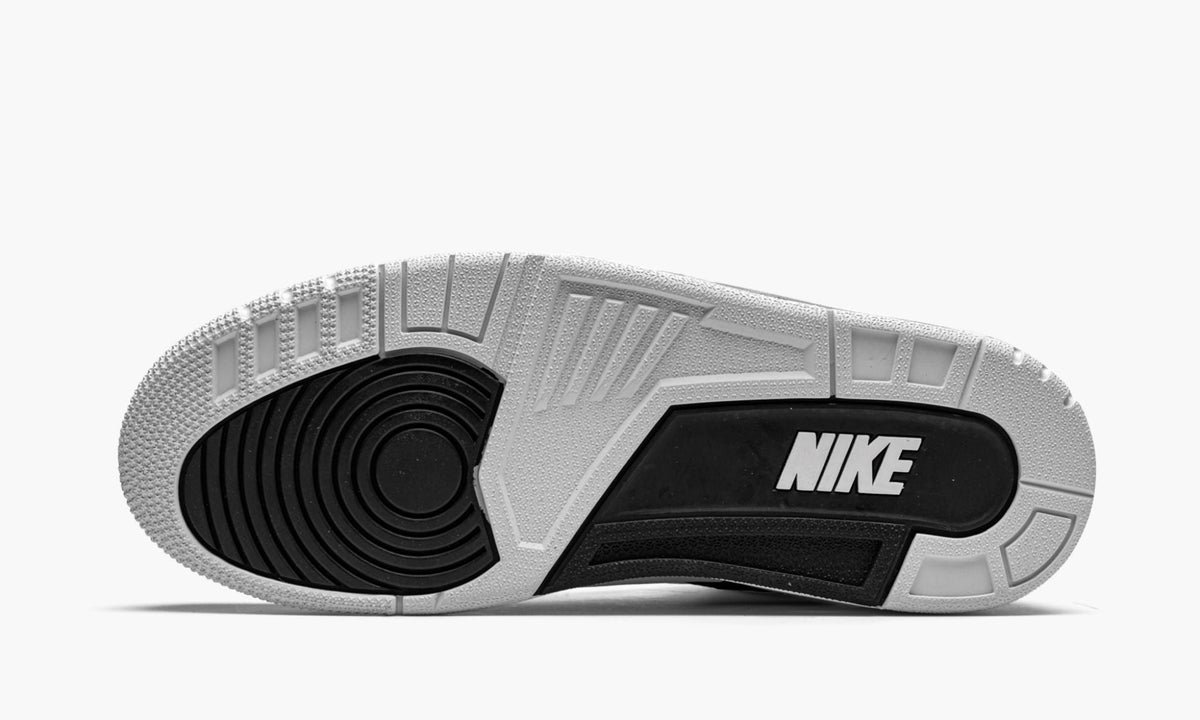 Air Jordan 3 Retro SP “Fragment”