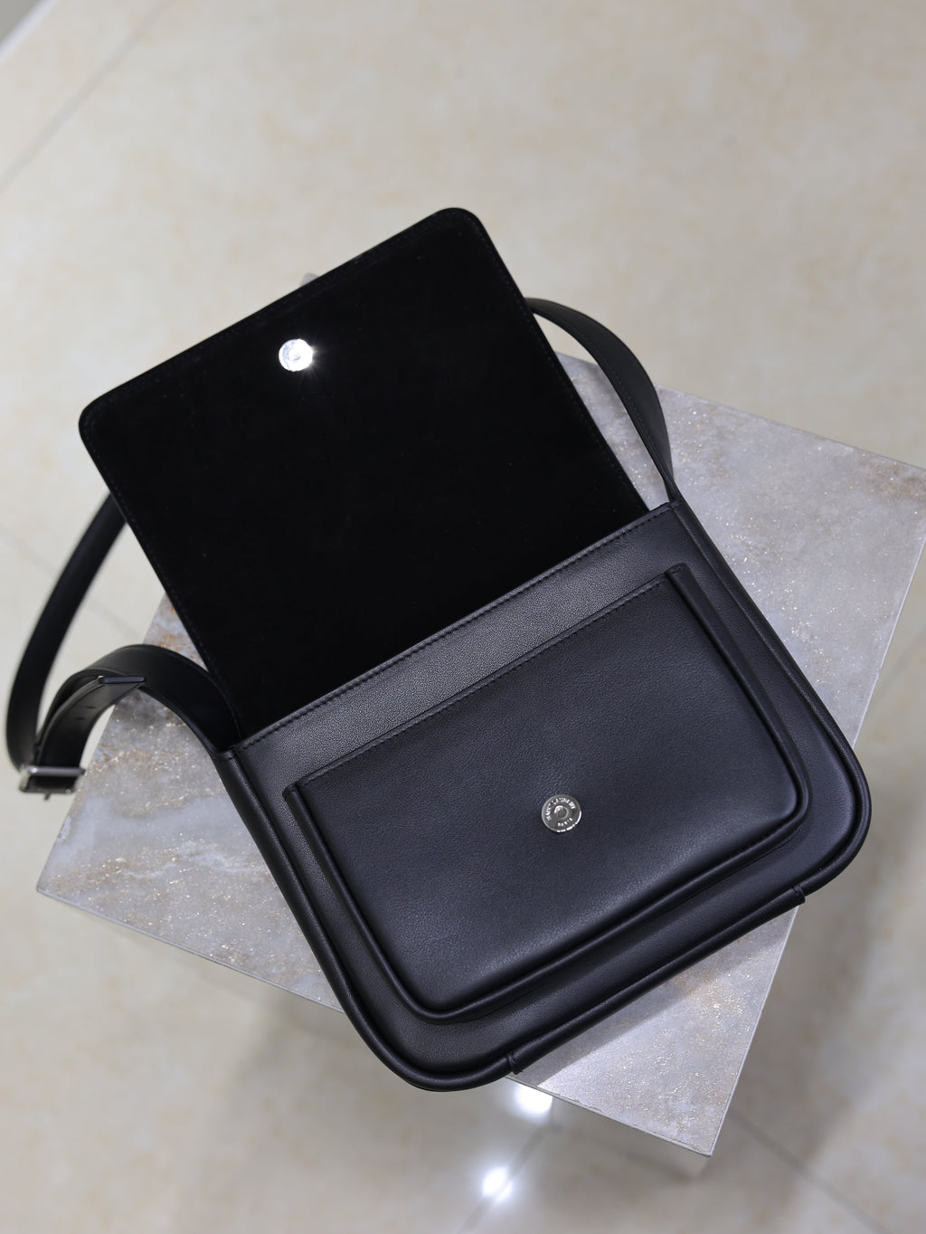 YSL 25S NIKI BABY 22 IN BLACK CALFSKIN