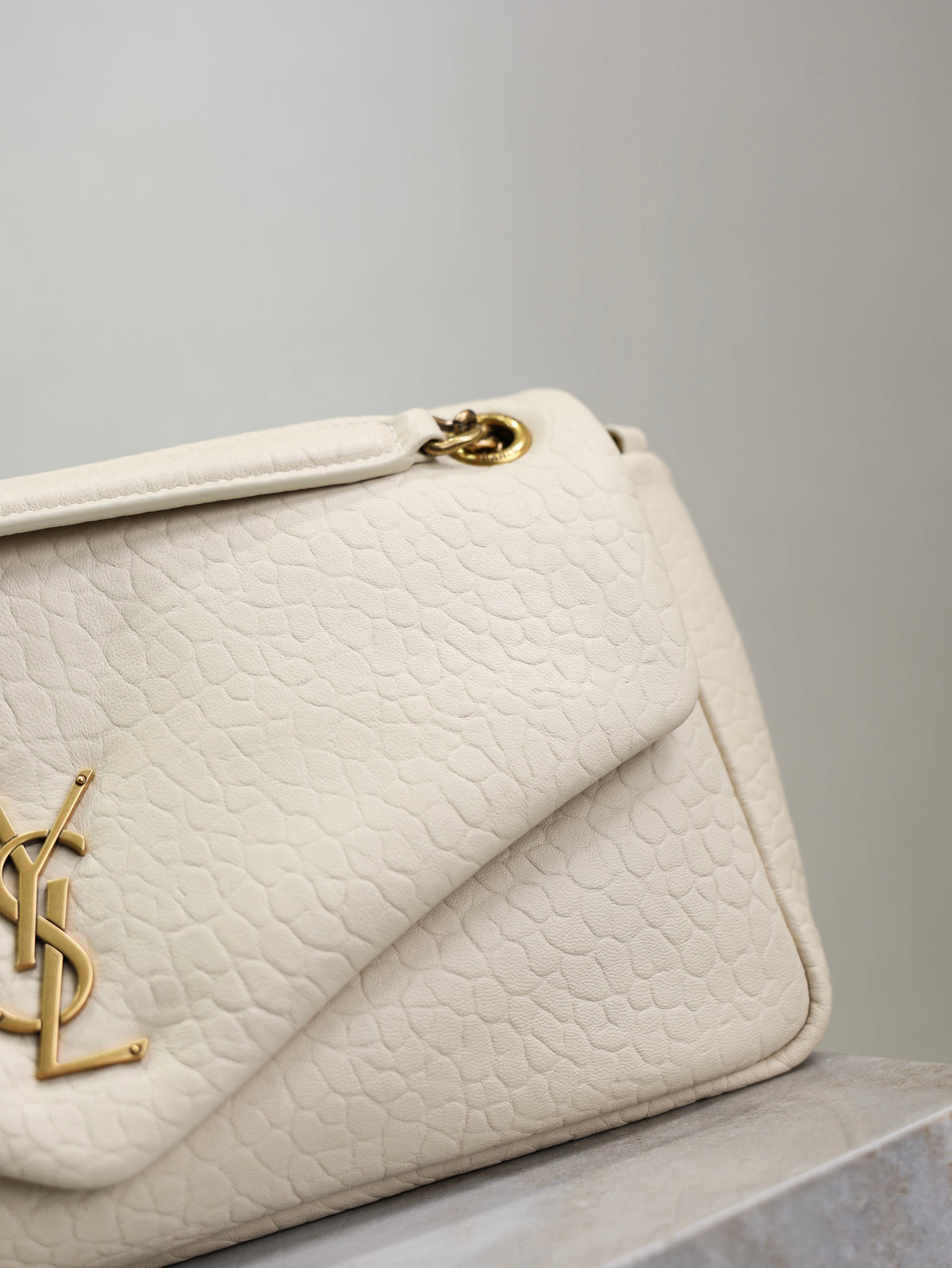 YSL 25S CALYPSO 30 IN IVORY GRAINED CALFSKIN GOLD HARDWARE