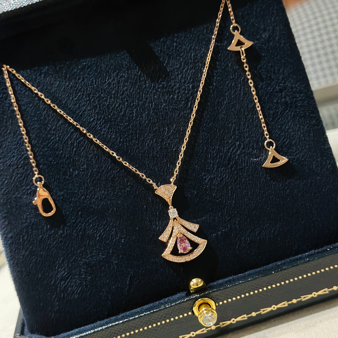 18K BVLGARI BVLGARI Dream Pearls Diamond Necklace