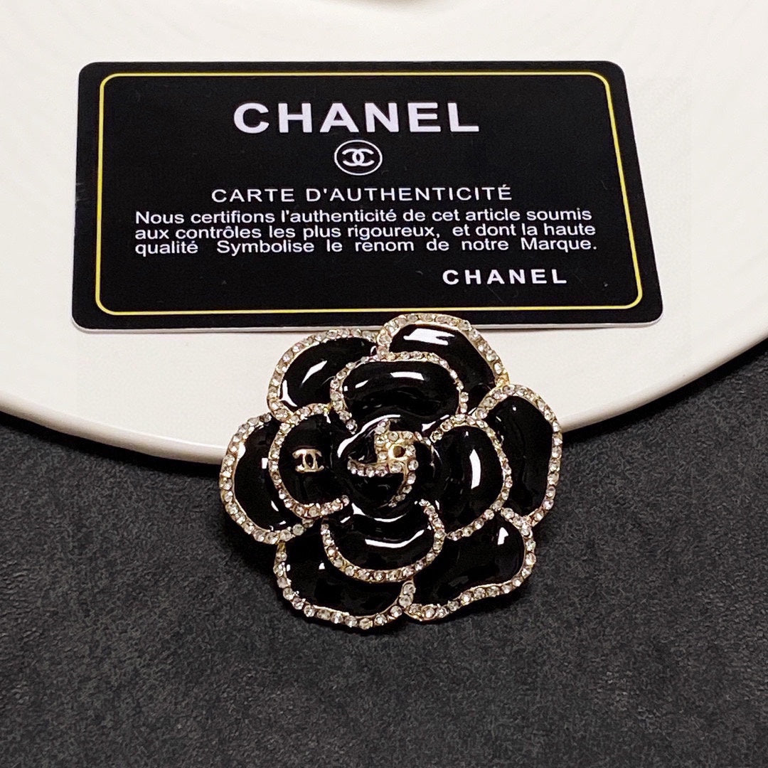 18K  Chanel Black Flower Brooch