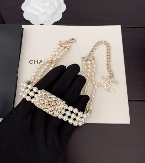 18K  Chanel Bag Pearls Chain Necklace
