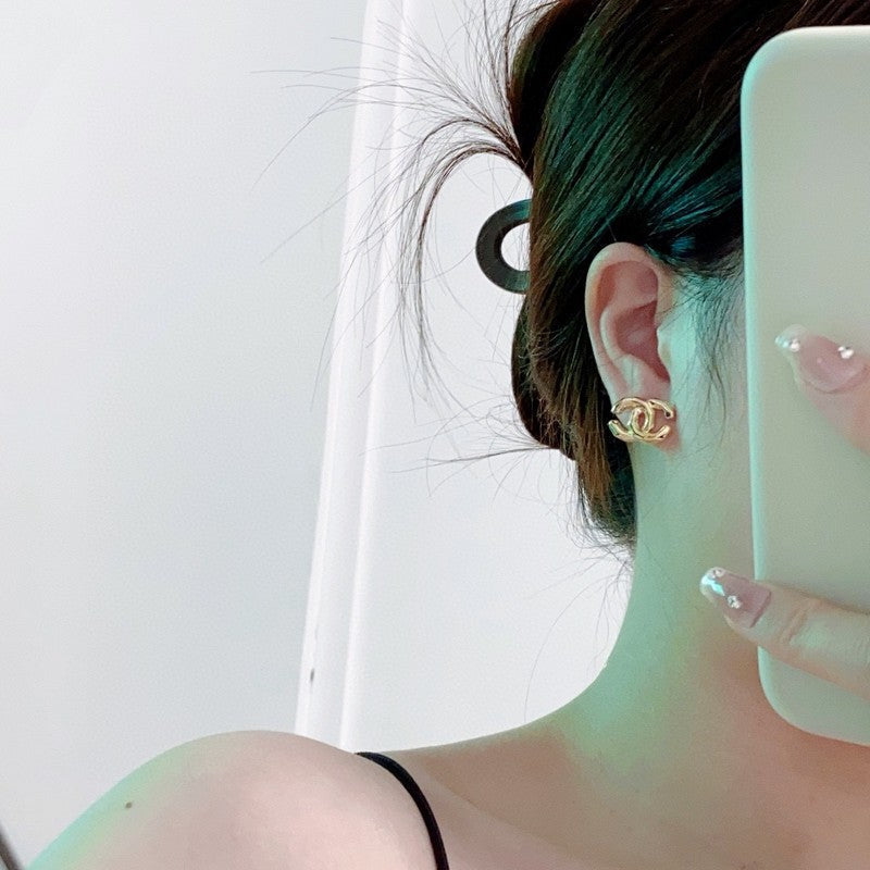 18K  Chanel Gold Earrings