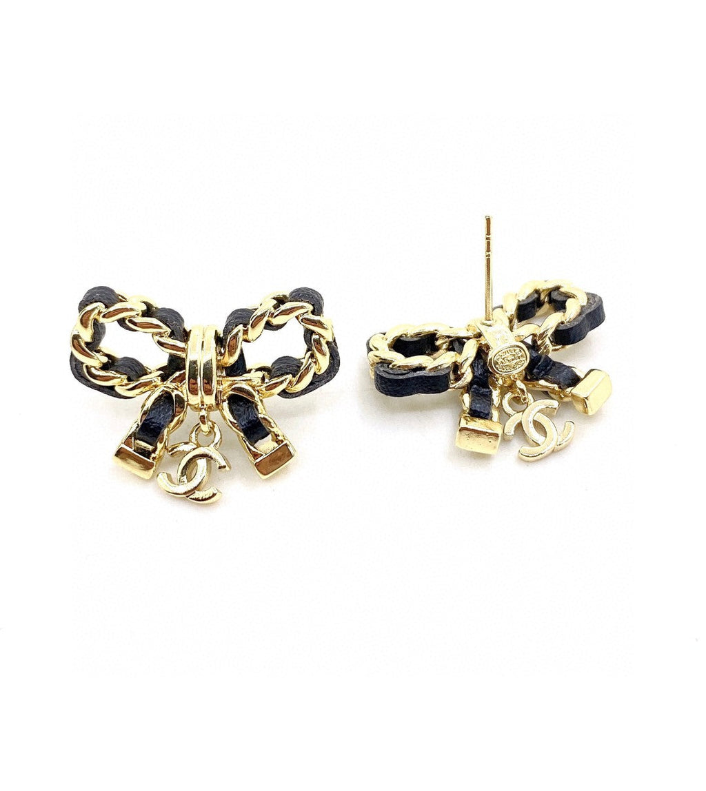 18K  Chanel Bow Tie Strass Earrings