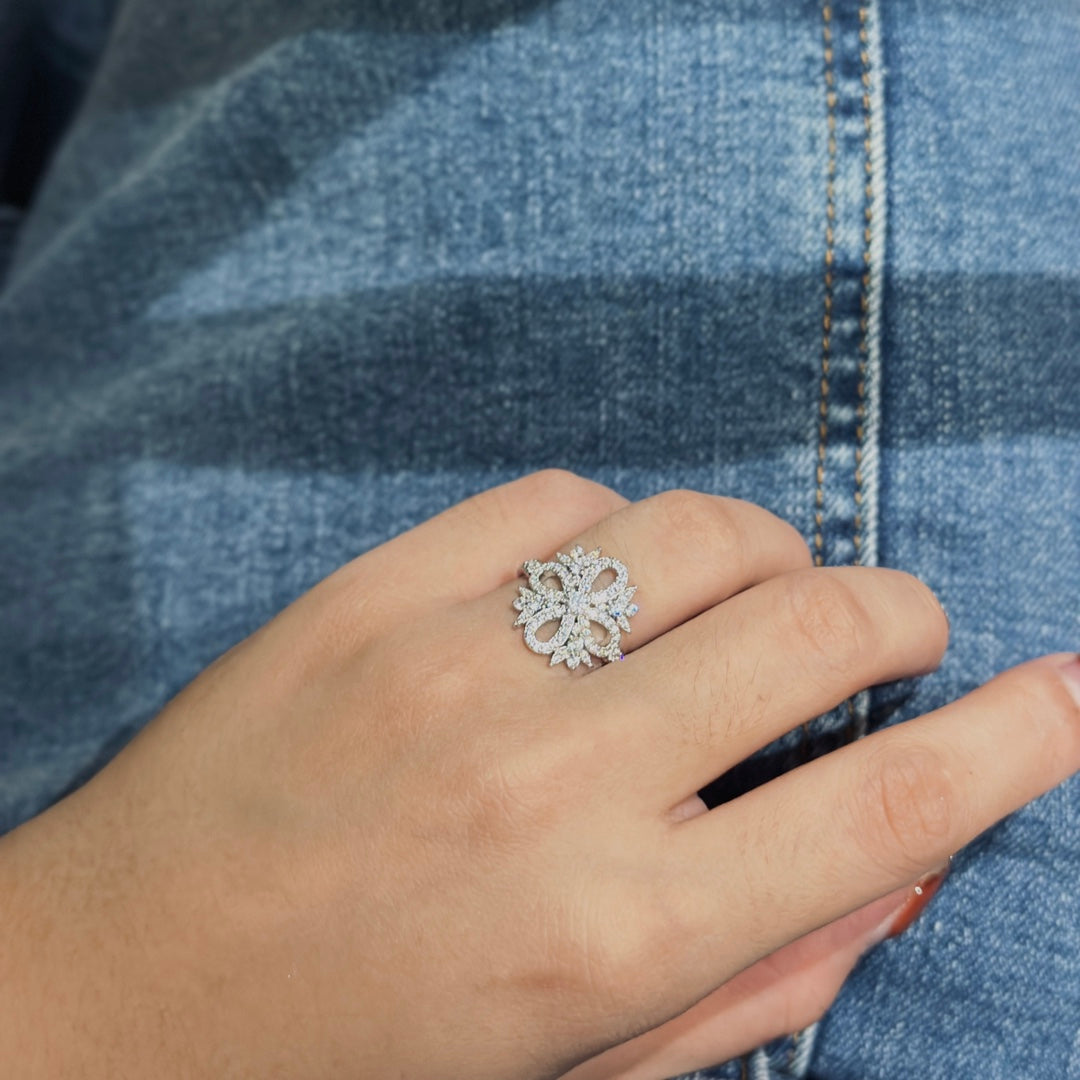 18K Tiffany Vinatge Flower Ring