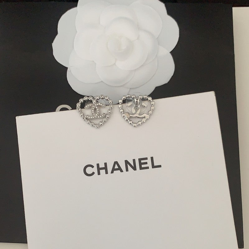18K  Chanel Black Heart Diamond Earrings