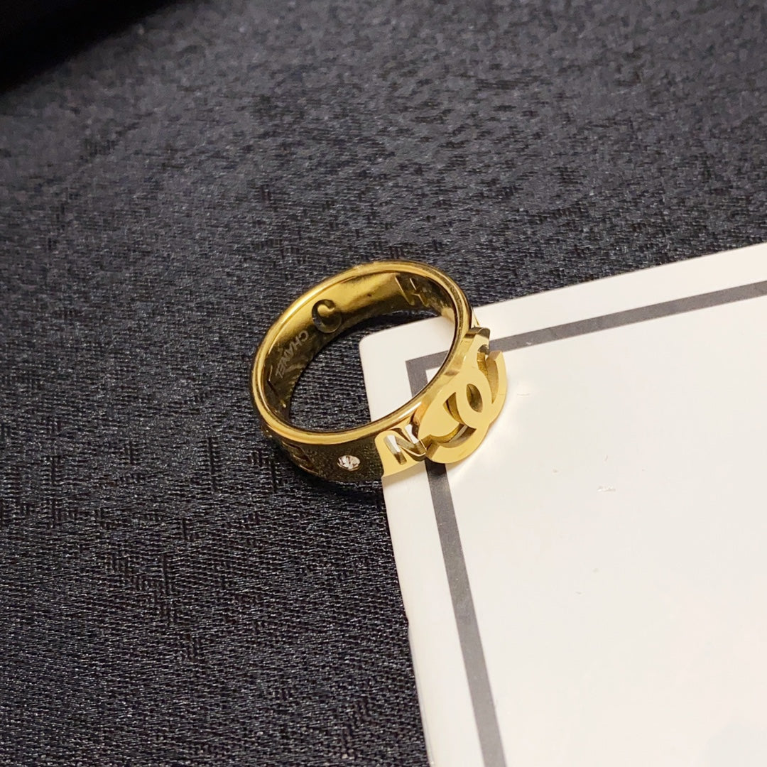 18K  Chanel Yellow Gold Ring