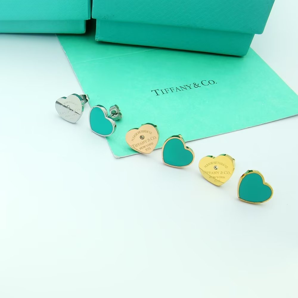 18K Return to Tiffany Blue Heart Earrings