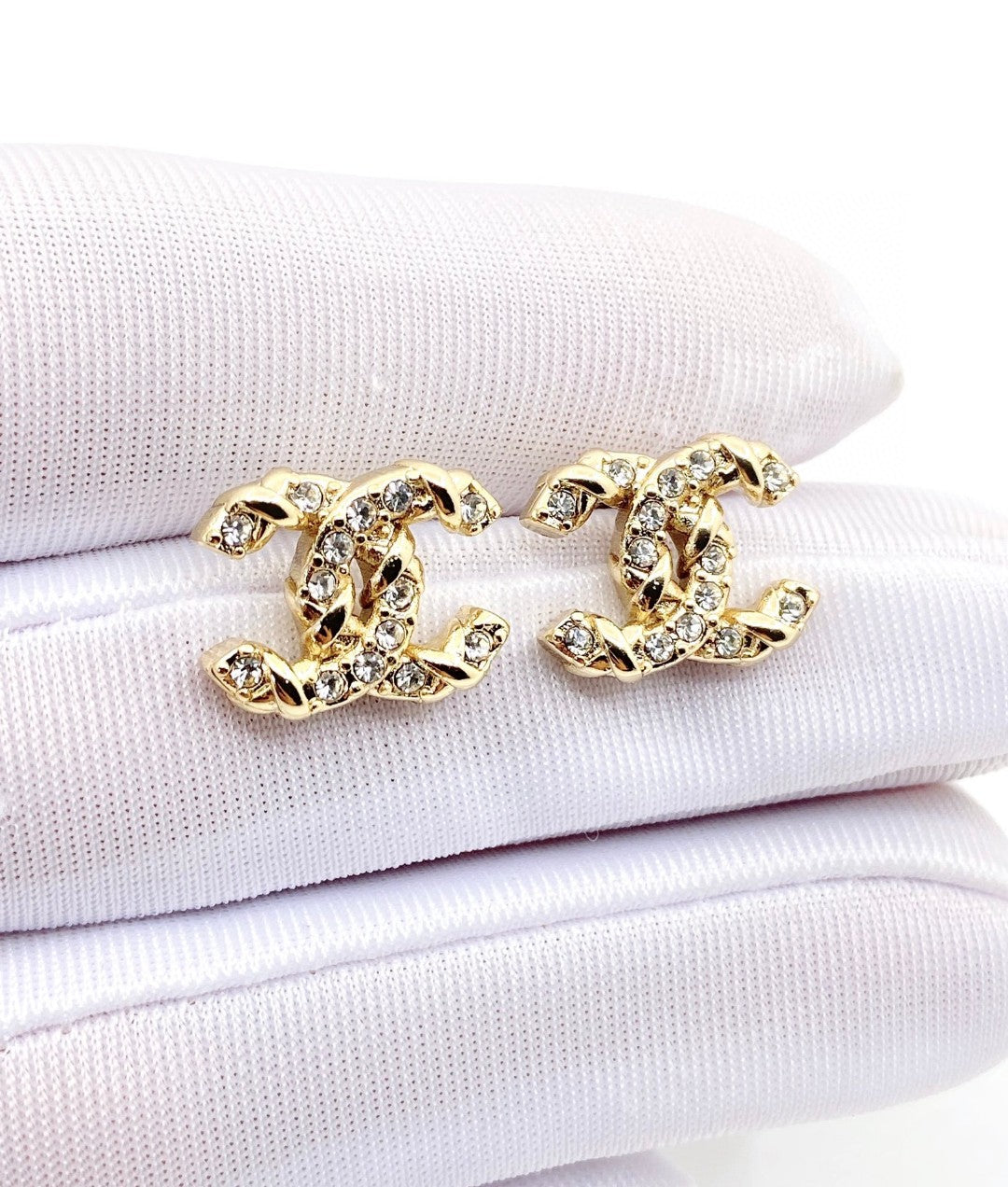 18K  Chanel Full Crystals Earrings