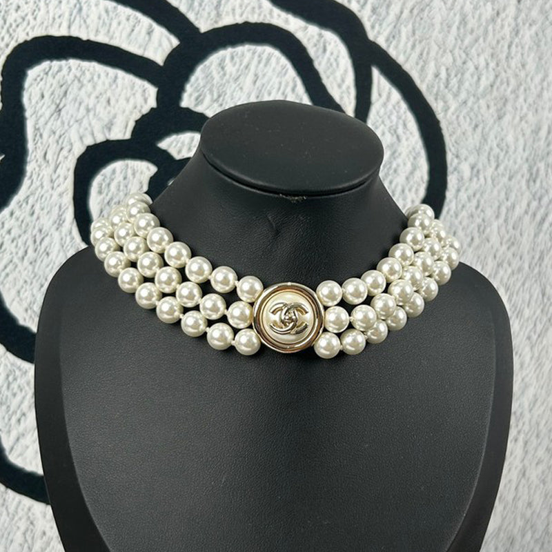 18K  Chanel Choker Pearl Chain Necklace