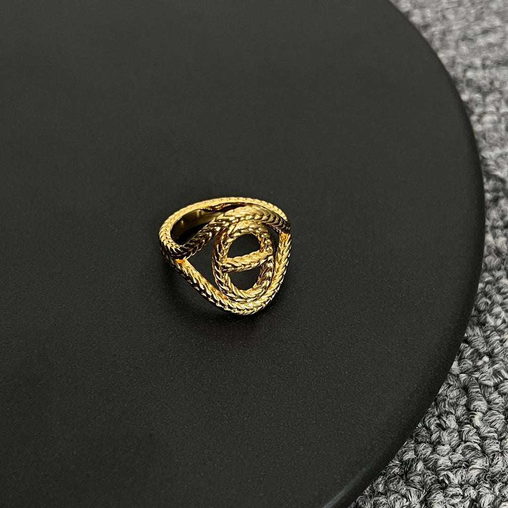 18K Chaine D'Ancre Danae Medium Hermes Ring