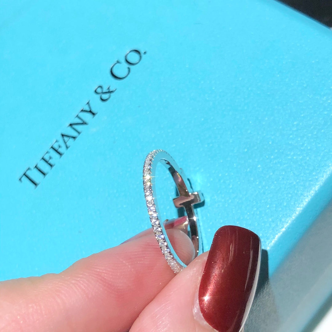 18K Tiffany Diamond Wire  Ring