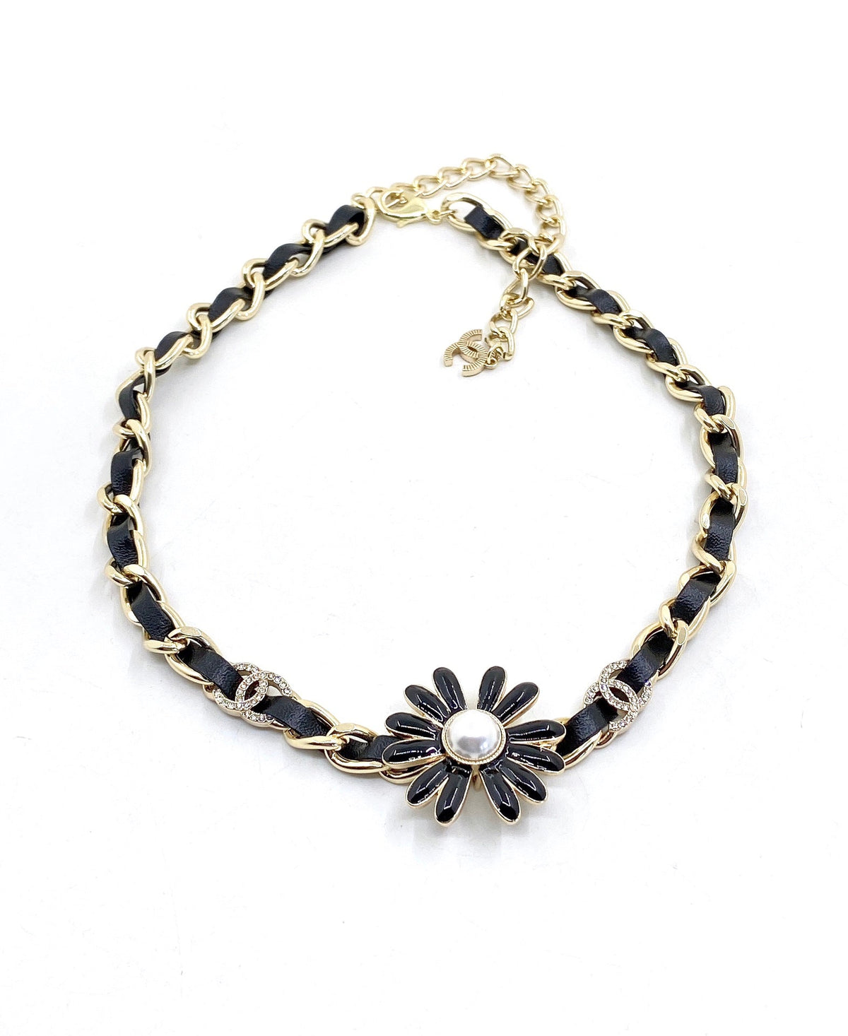 18K  Chanel Flower Leather Choker Necklace