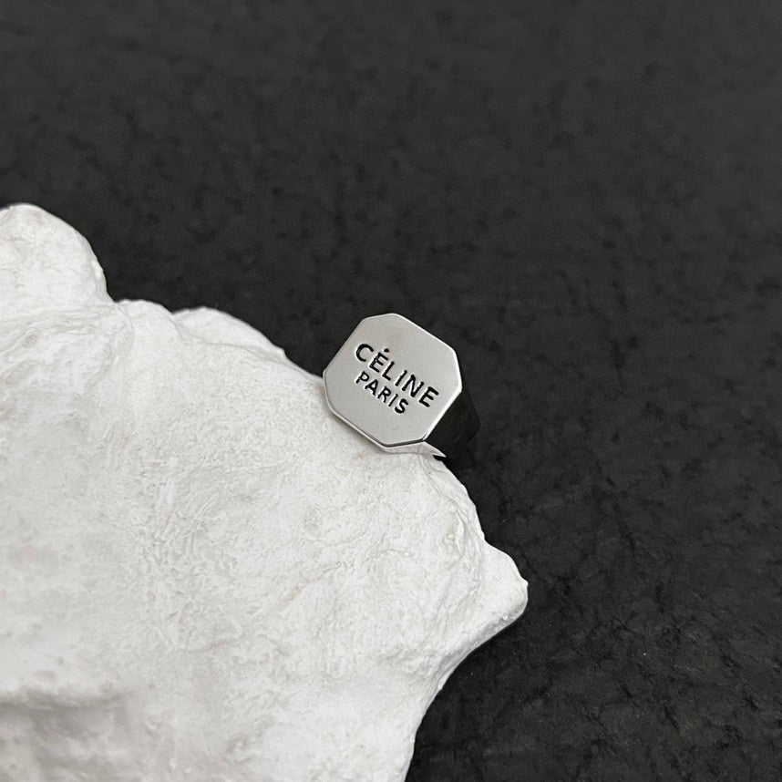 18K Celine Vintage Ring