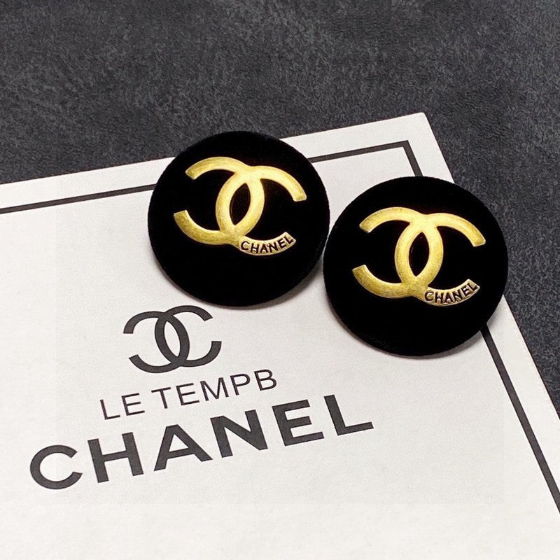 18K  Chanel Black Yellow Gold Earrings