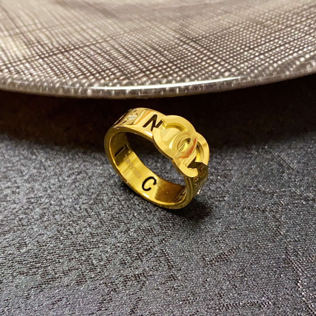 18K  Chanel Yellow Gold Ring