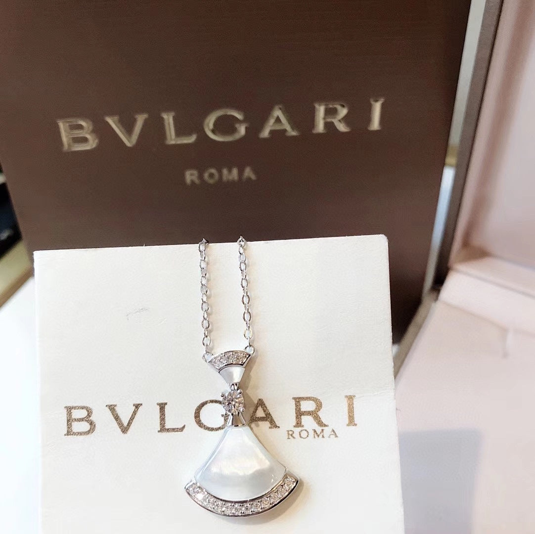 18K BVLGARI BVLGARI Dream Pearls Necklace