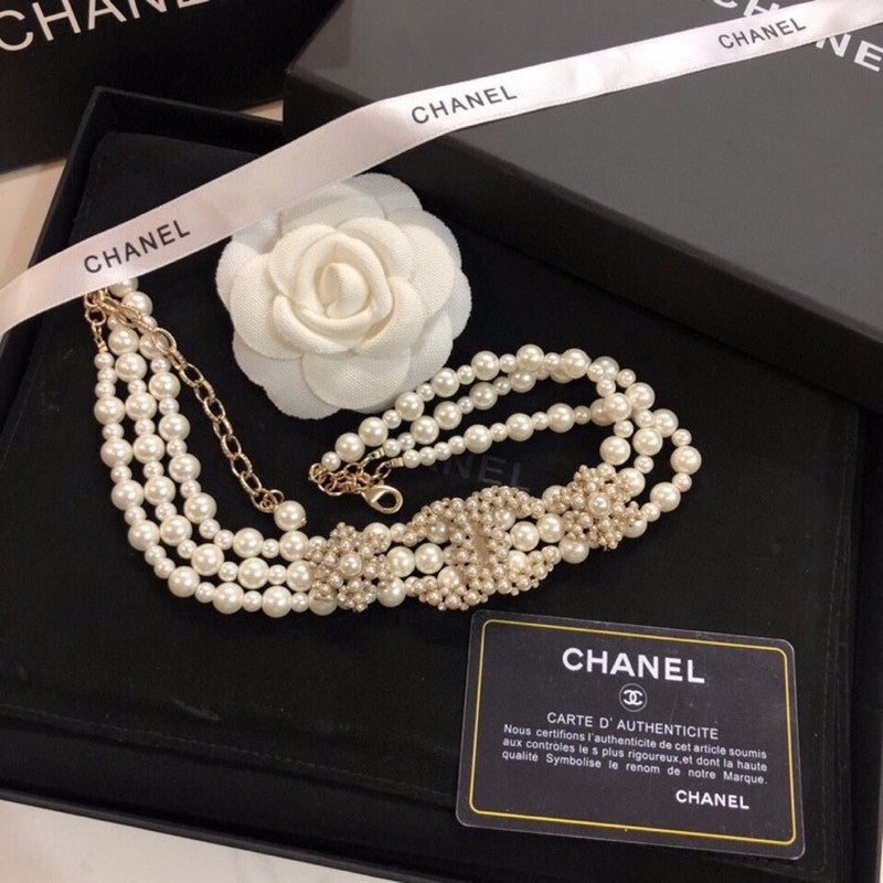18K  Chanel Pearl Choker Necklace