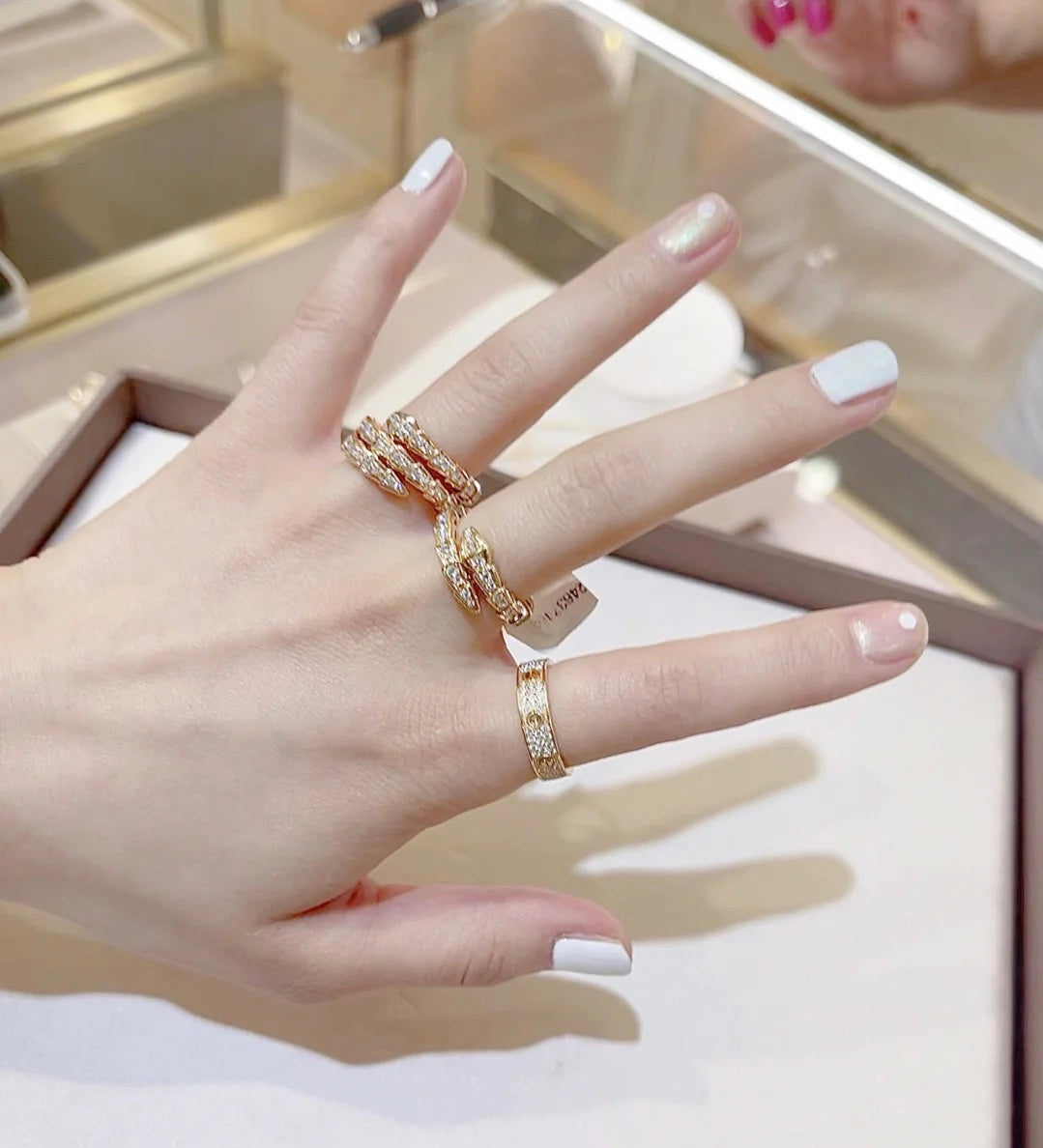 18K BVLGARI Serpenti Viper Pave Diamond Ring