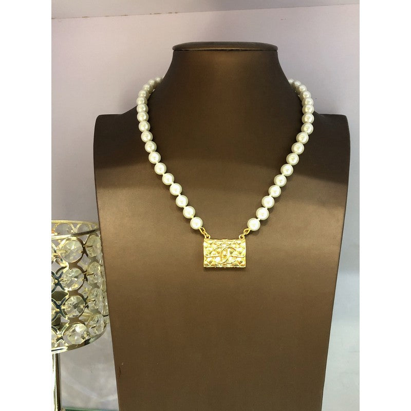 18K  Chanel Pearl Bag Pendant Necklace