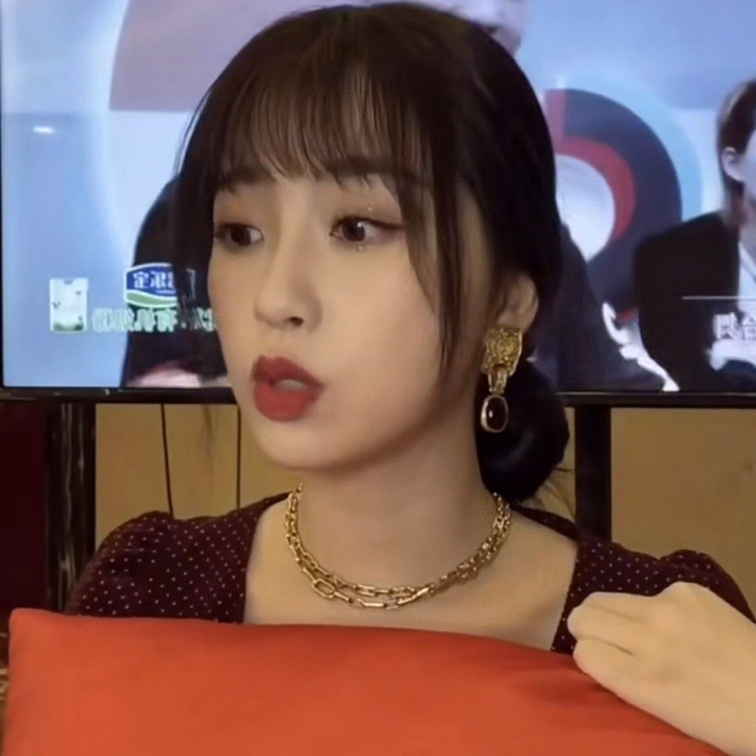 18K  Chanel Black Pearl Earrings