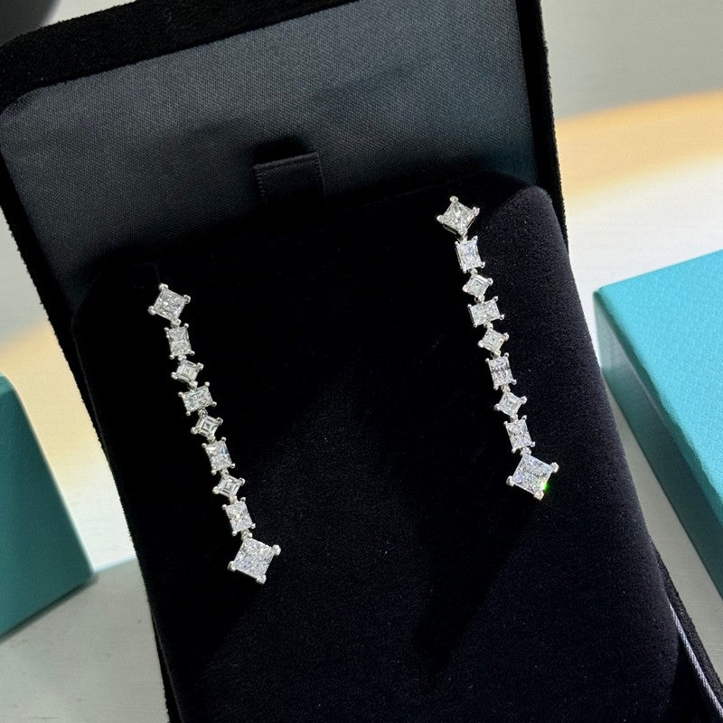 18K Tiffany Diamond Earrings