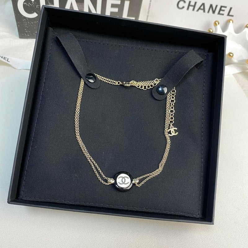18K  Chanel Chain Choker Necklace