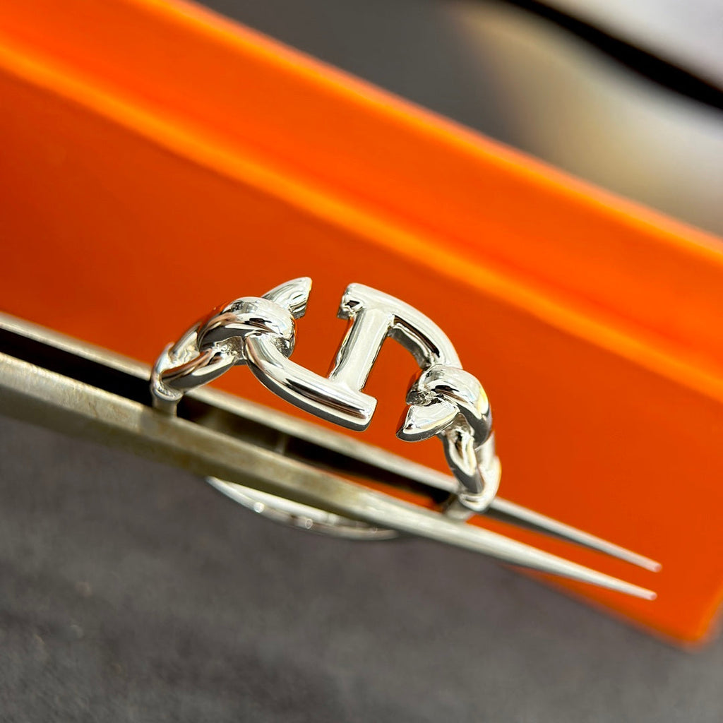 18K Farandole Hermes Ring