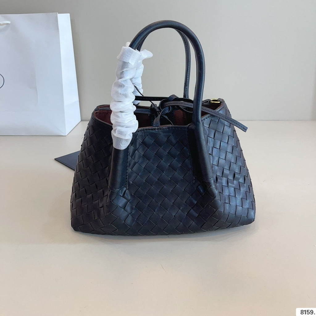 SMALL PINACOTECA TOTE BAG 25 IN BLACK CALFSKIN