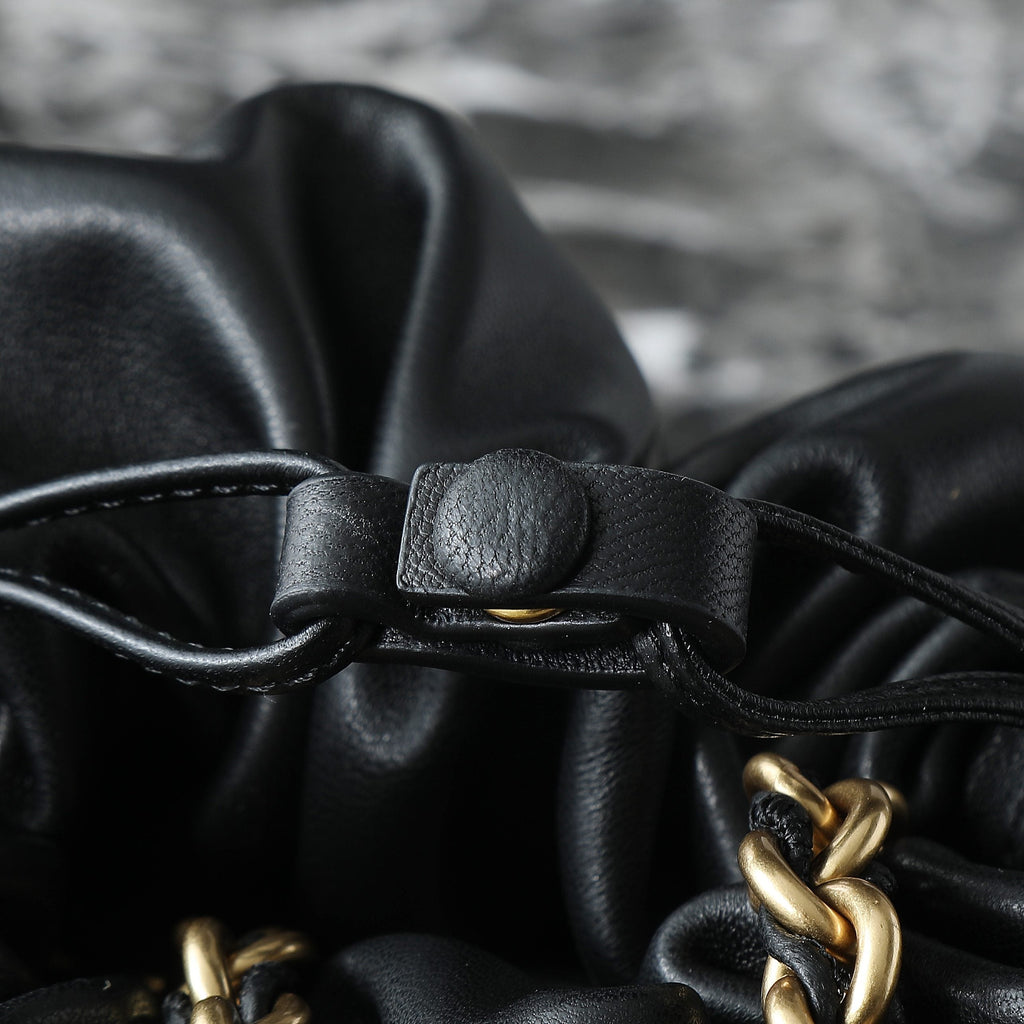 BOTTEGA VENETA 25S DUSTBAG NOTTE 33 IN BLACK CALFSKIN GOLD HARDWARE