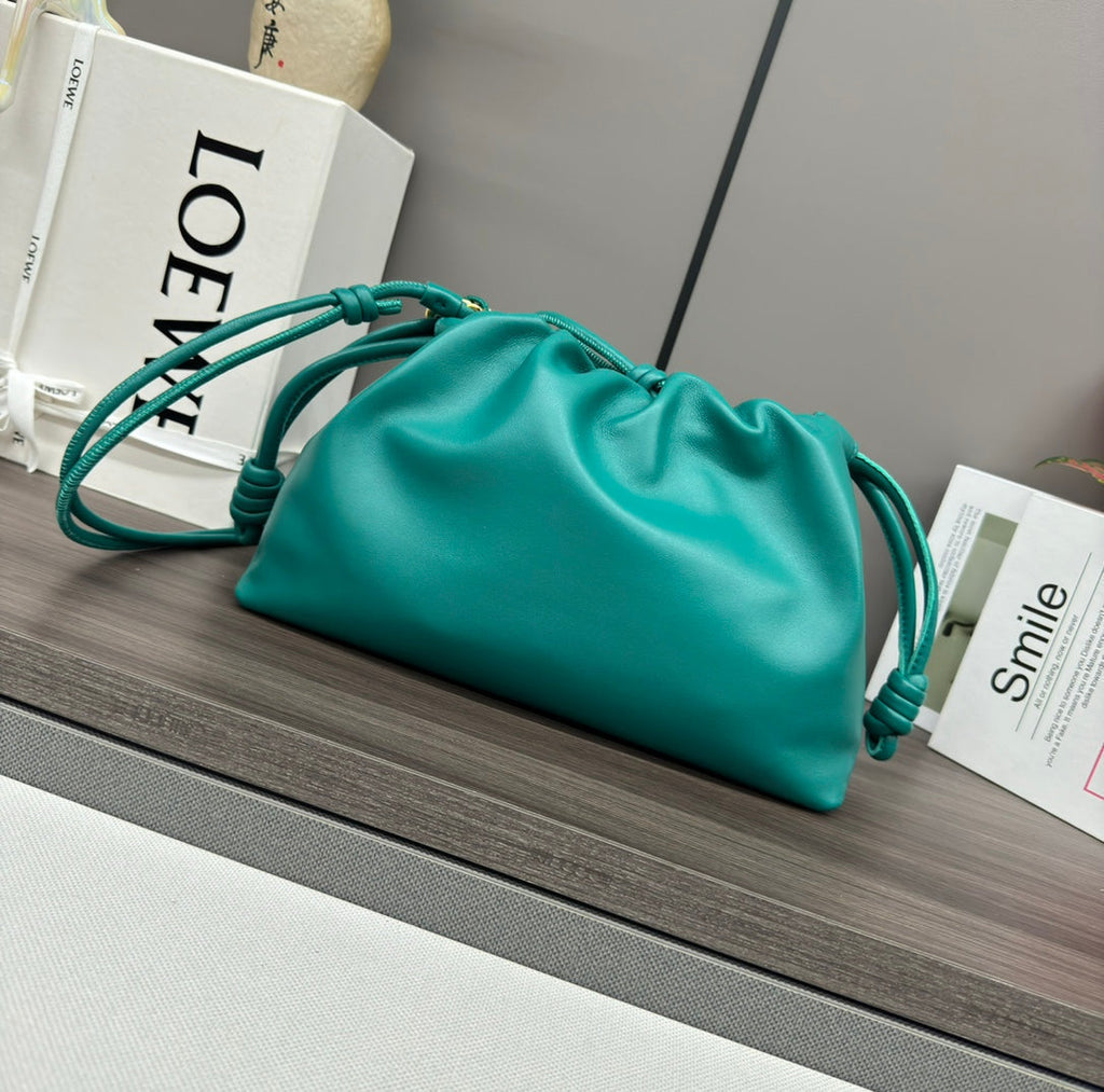 LOE MEDIUM 30 FLAMENCO PURSE BUCKET IN TEAL GREEN LAMBSKIN