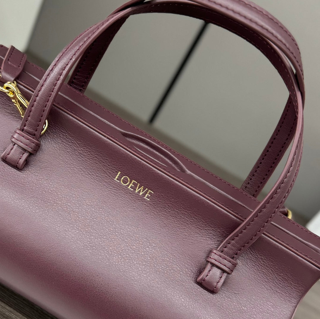 CYLINDER BAG 25 IN WINE PURPLE CALFSKIN