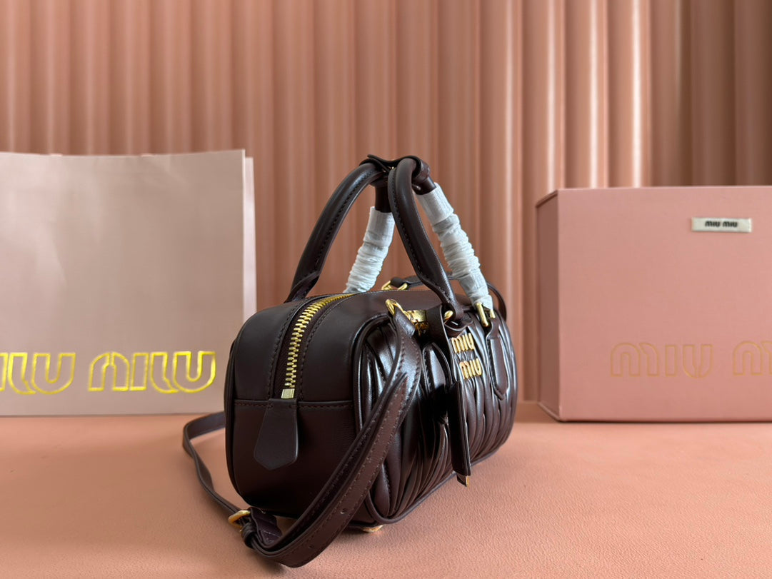 ARCADIE MATELASSÉ BAG 22 IN CONGO BROWN CALFSKIN GOLD HARDWARE