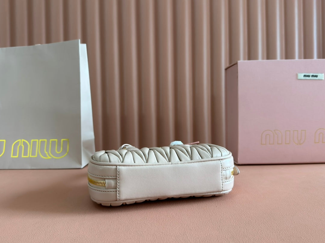 ARCADIE MATELASSÉ BAG 19 IN NUDE CALFSKIN GOLD HARDWARE