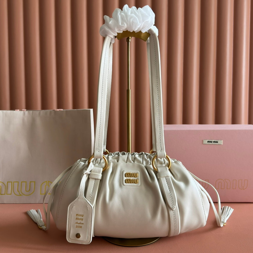MIUMIU 26S JOIE HAND BAG 32 IN WHITE SHINY LAMBSKIN GOLD HARDWARE